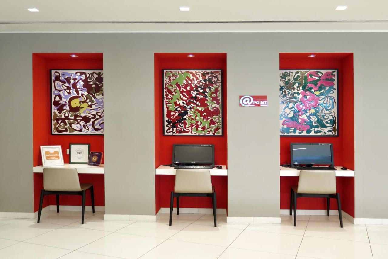 Ibis Styles Milano Melegnano Carpiano Exterior foto